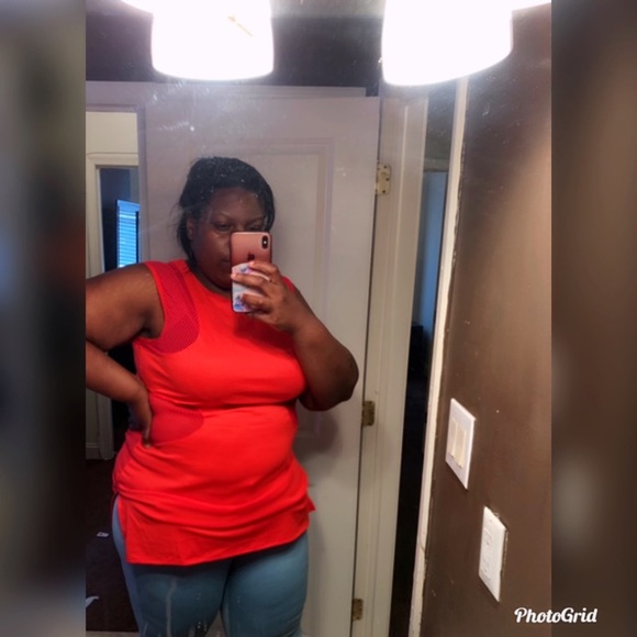 Meet your Posher, Jasmine - Picture 7 of 8